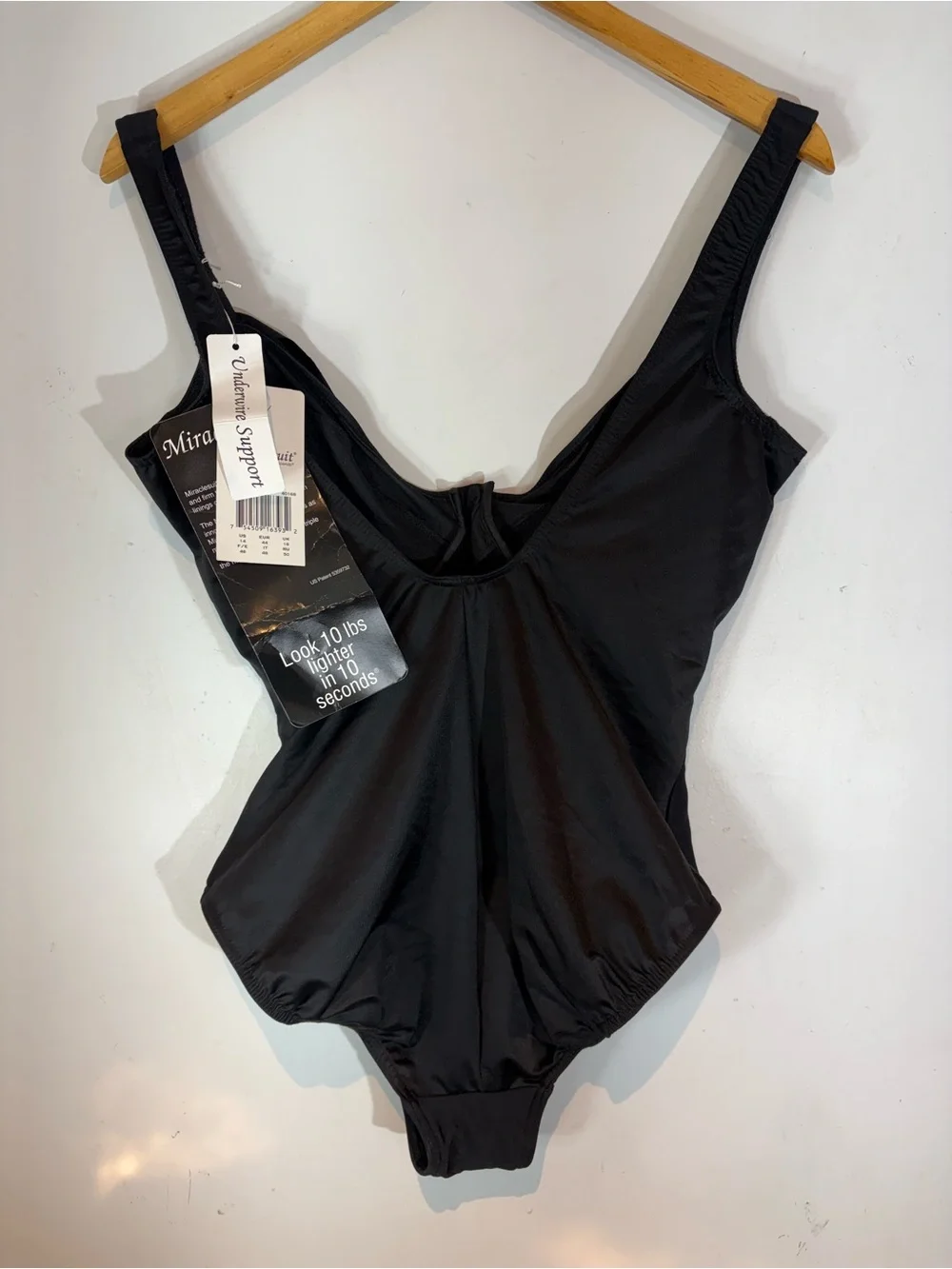 Miraclesuit Sanibel Black Underwire One-Piece Swimsuit NWT Size 14 - Picture 11 of 13
